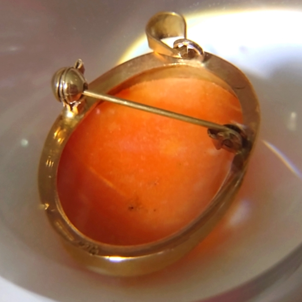 14KT Gold Cameo Pendant Brooch 1930's 1" X .5" 3 - Picture 2 of 5